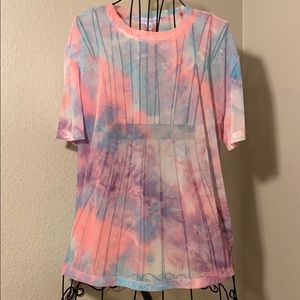 *SOLD*Beautiful Socialite Mesh Short Sleeve Tie Dye Top